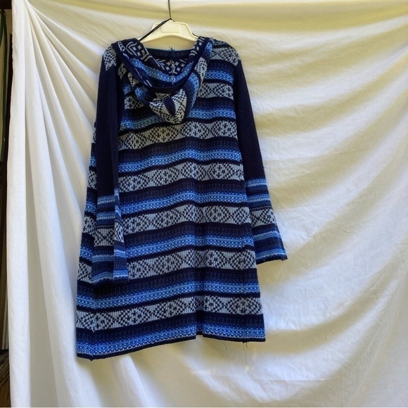 St John’s Bay Blue Patterned Cardigan with Hood, Size Small - Picture 8 of 8